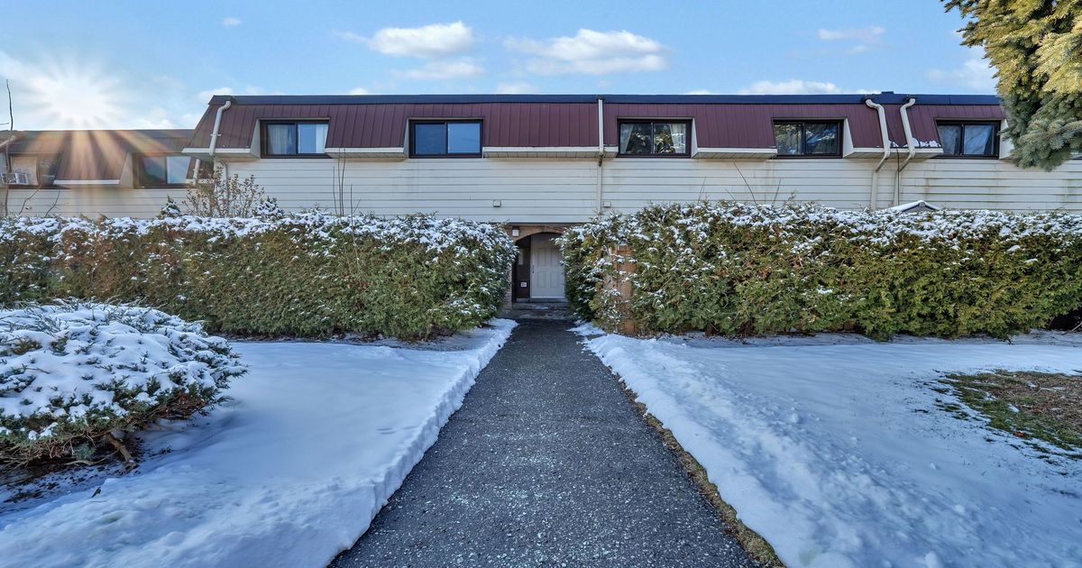 506 Normandy St Oshawa