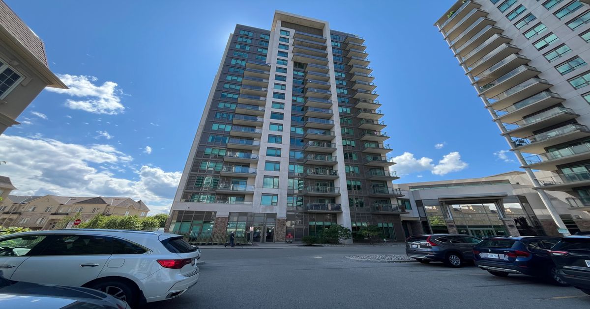 1215 Bayly St Pickering