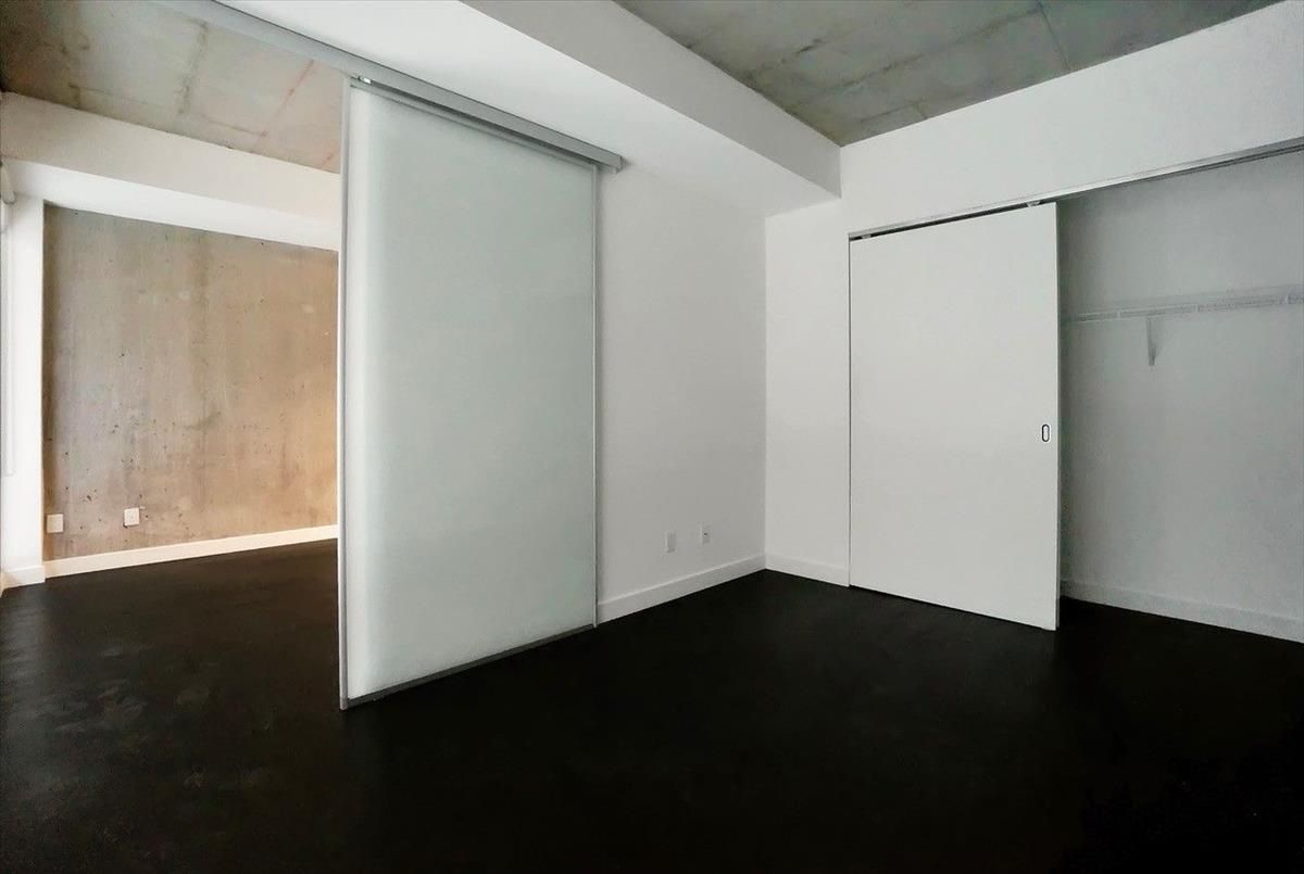 img-gallery
