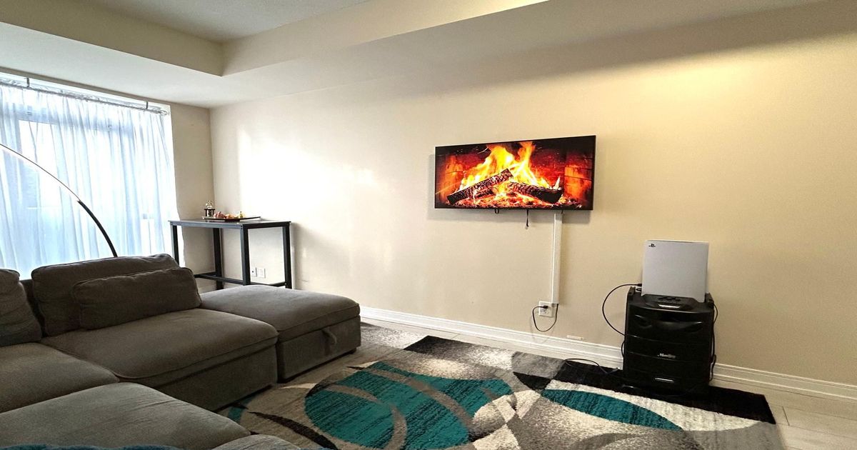 181 VILLAGE GREEN Sq Toronto