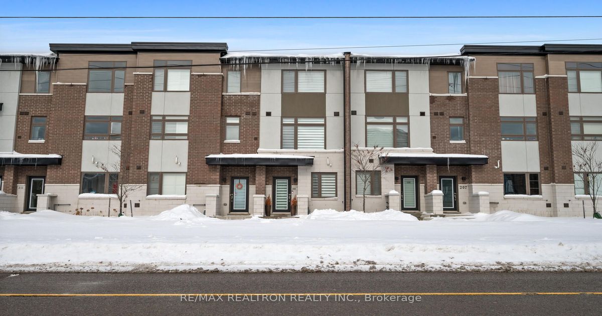 250 FINCH Avenue Pickering