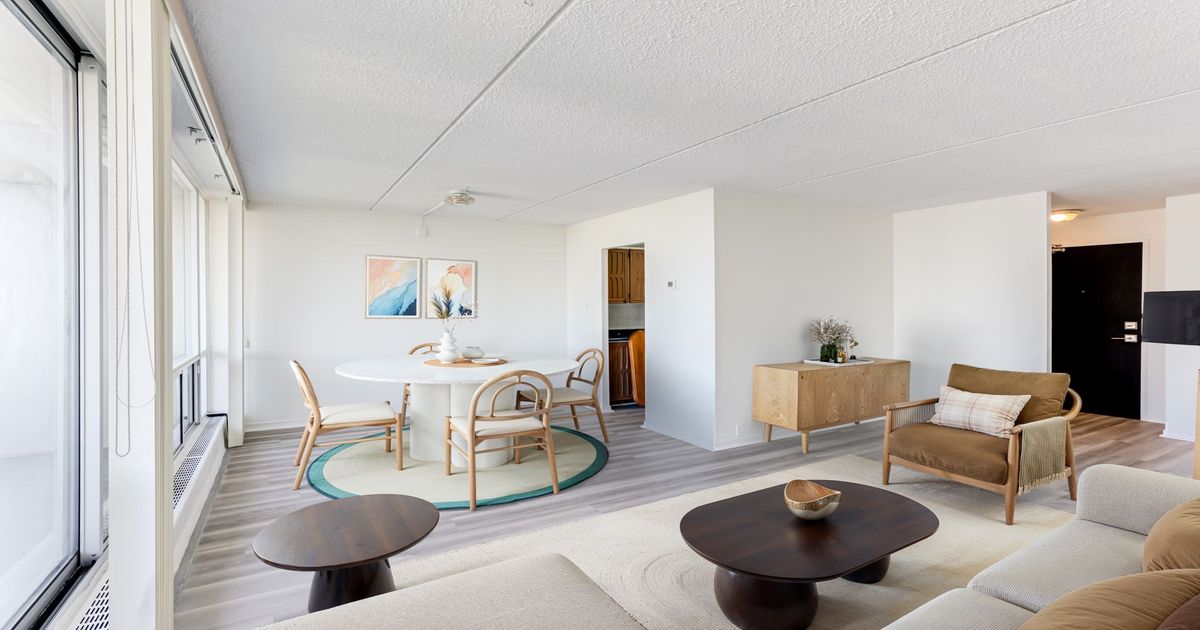 2 Glamorgan Avenue Toronto