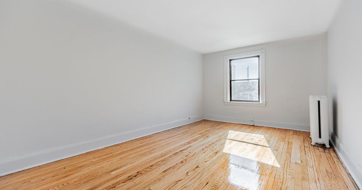 6 Kingston Road Toronto