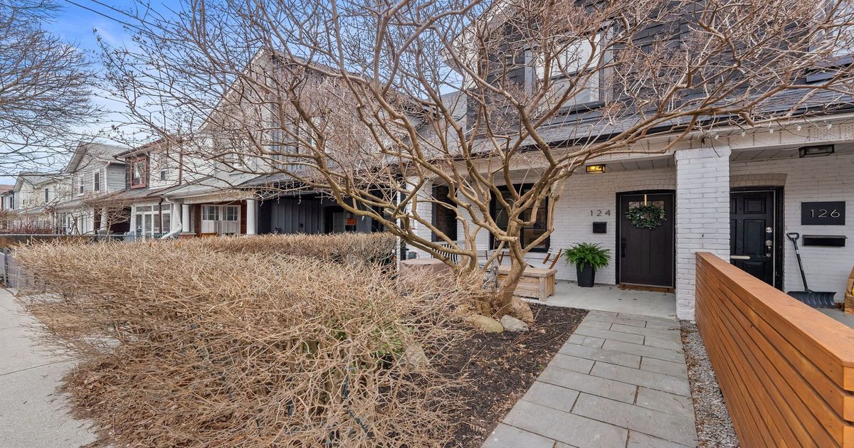 124 Roseheath Avenue Toronto
