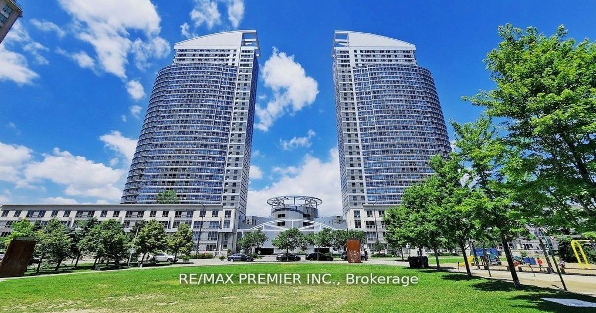 36 Lee Centre Drive Toronto