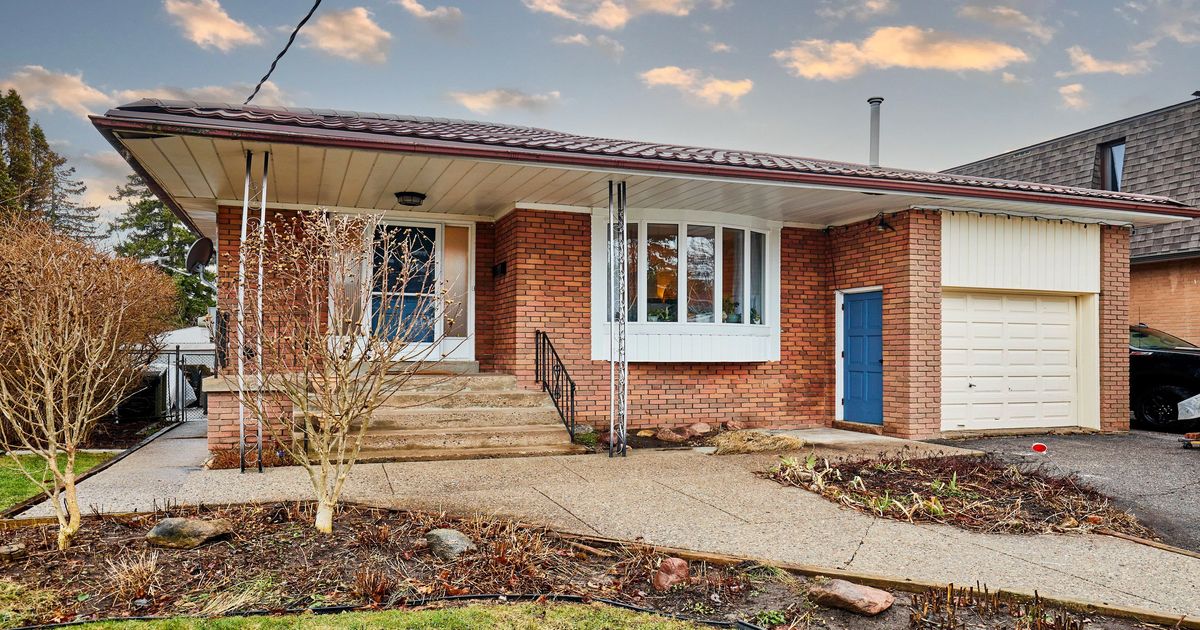 48 Poplar Road Toronto