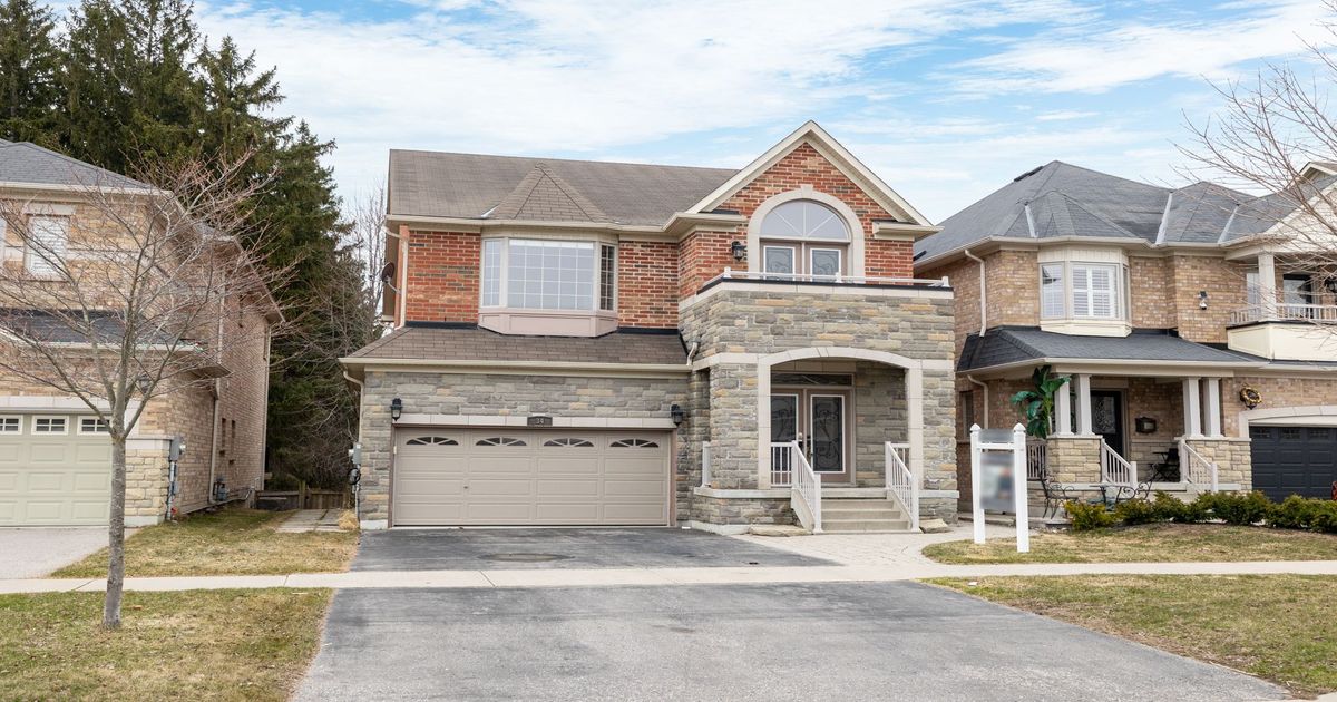 34 Harry Gay Drive Clarington