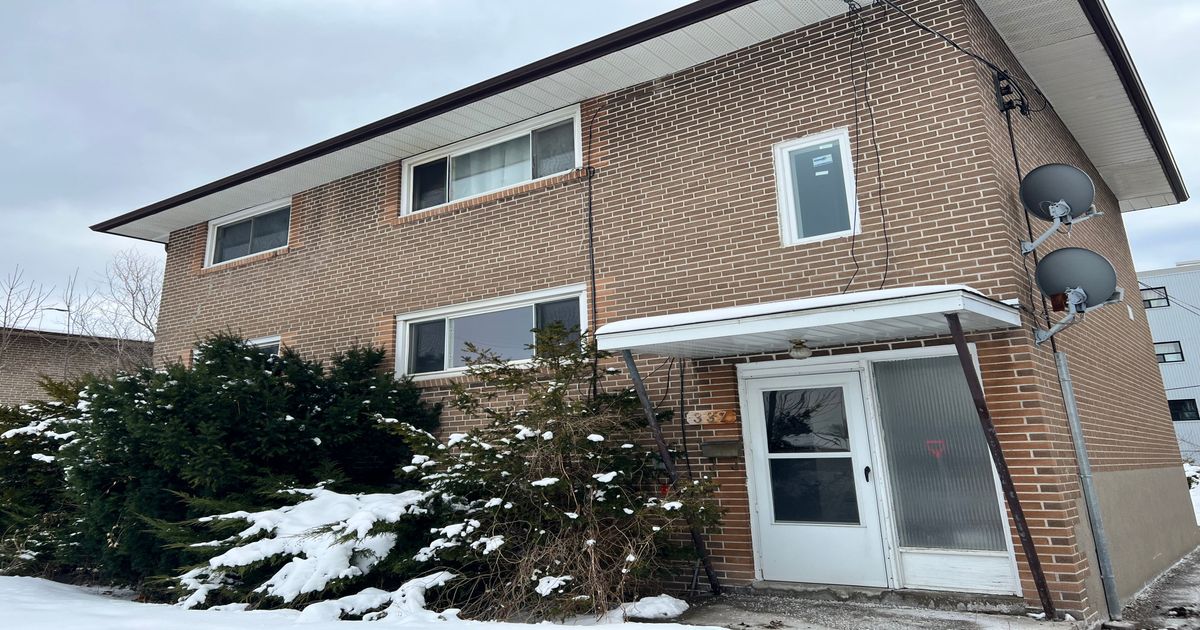 337 Frontenac Avenue Oshawa