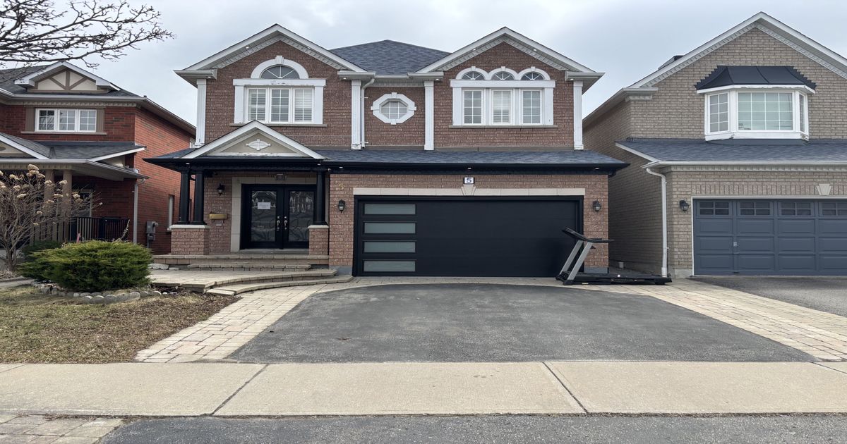 5 Napiermews Drive Ajax