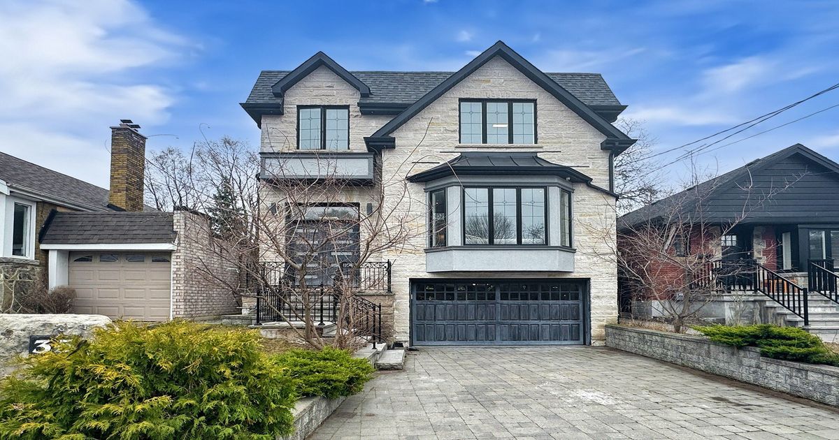35 Davies Crescent Toronto