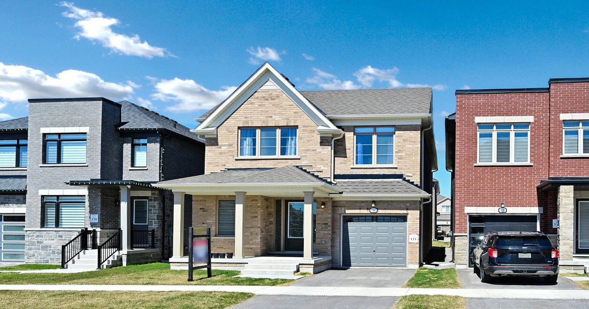 972 Andrew Murdoch Street Oshawa