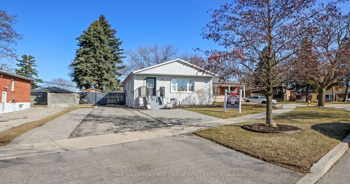 43 Benlight Crescent Toronto
