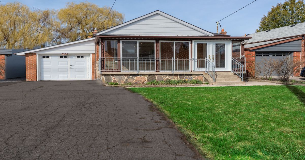 128 Rexleigh Drive Toronto