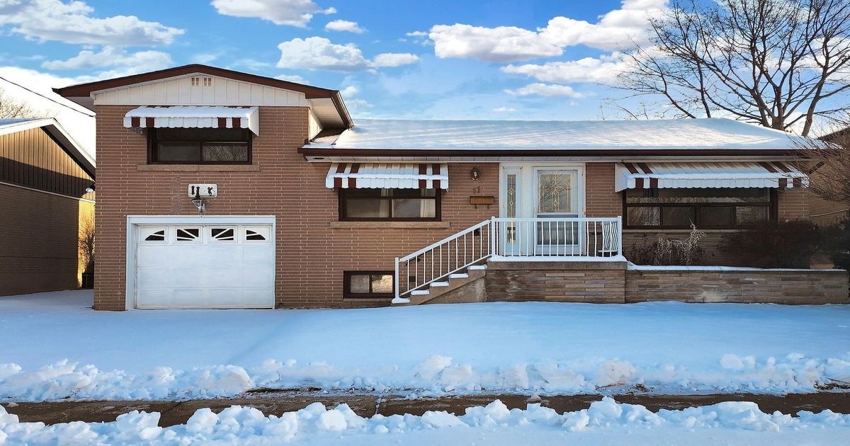 11 Dalehurst Ave Avenue Toronto