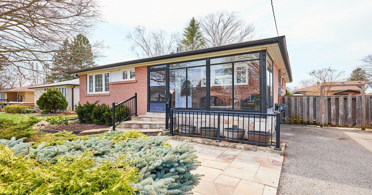 918 Donovan Crescent Whitby