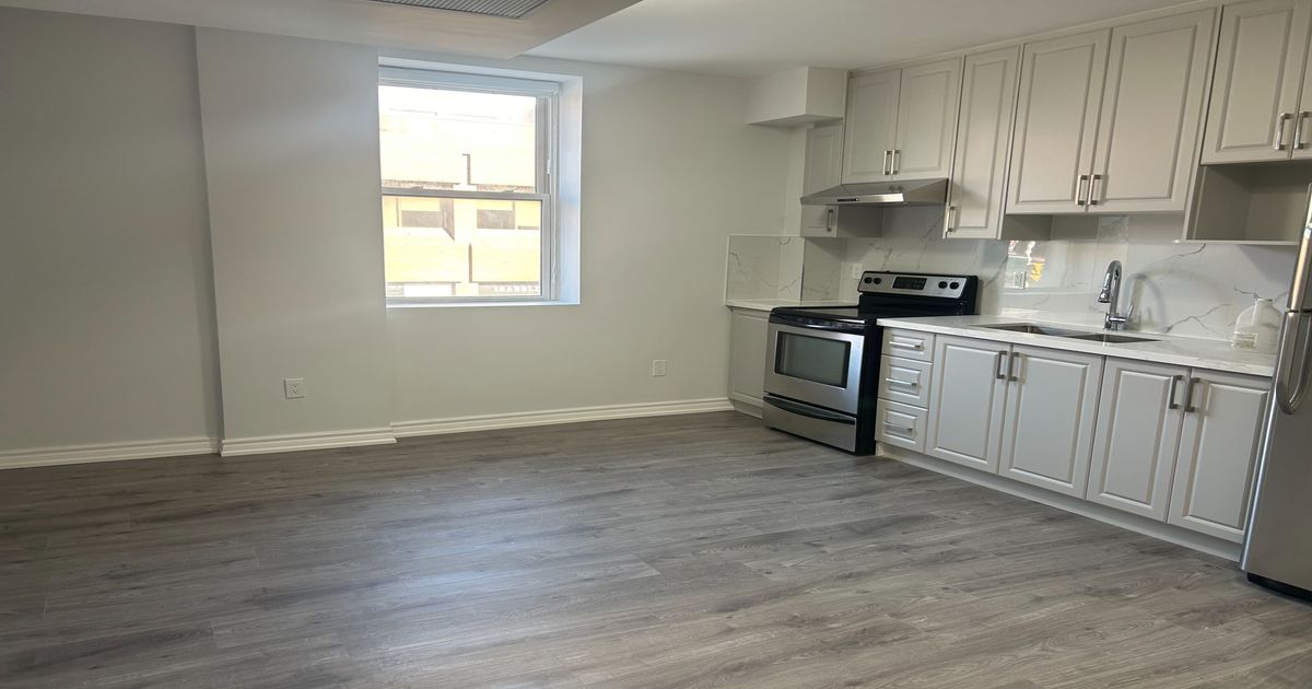 3 Simcoe Street S Oshawa