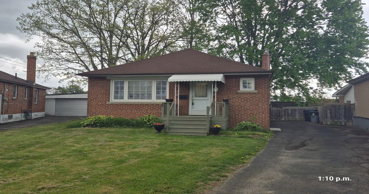 59 Hollydene Road Toronto