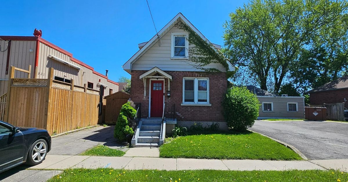313 Olive Avenue Oshawa