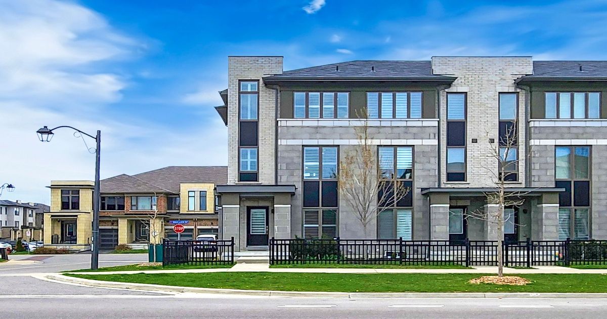53 Donald Fleming Way Whitby
