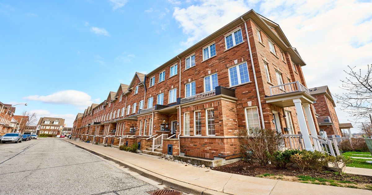 3 Philpott Gardens Toronto