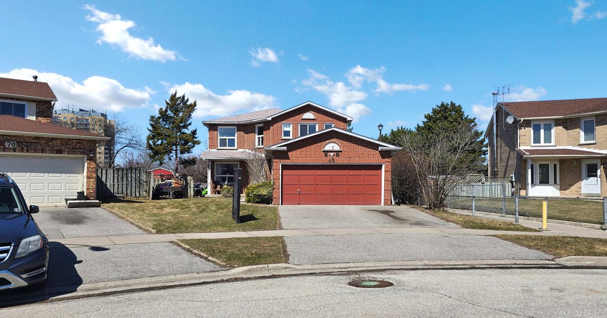 68 Patterson Crescent Ajax