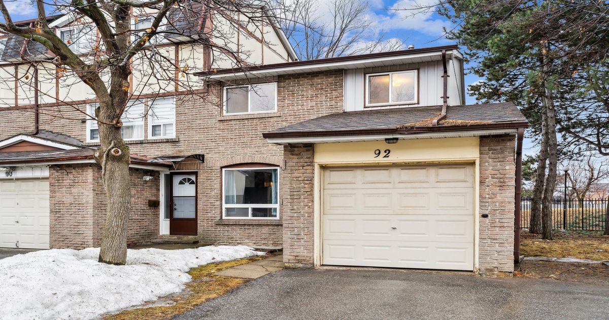 44 Chester Le Boulevard Toronto