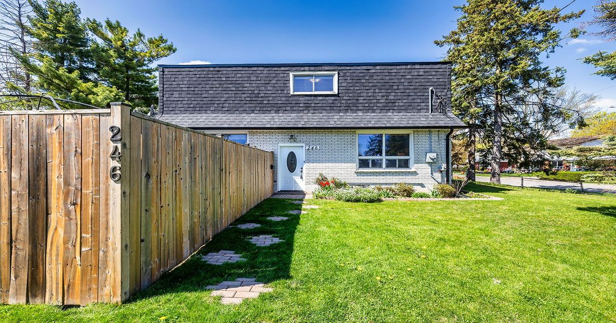 246 Barkley Crescent Oshawa