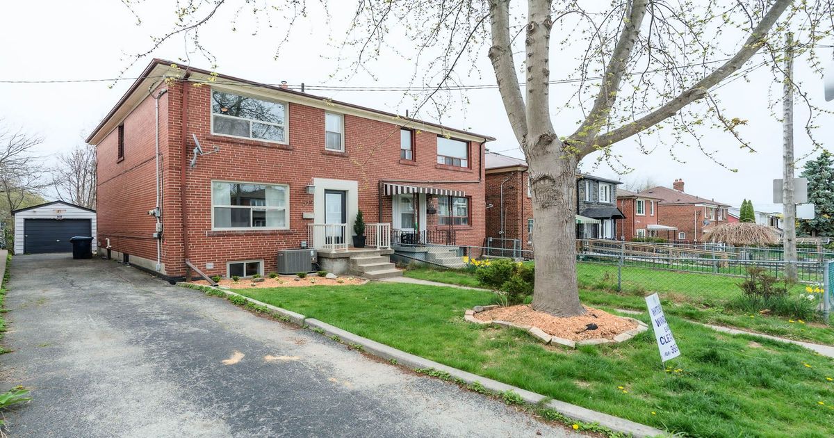 279 Hiawatha Road Toronto