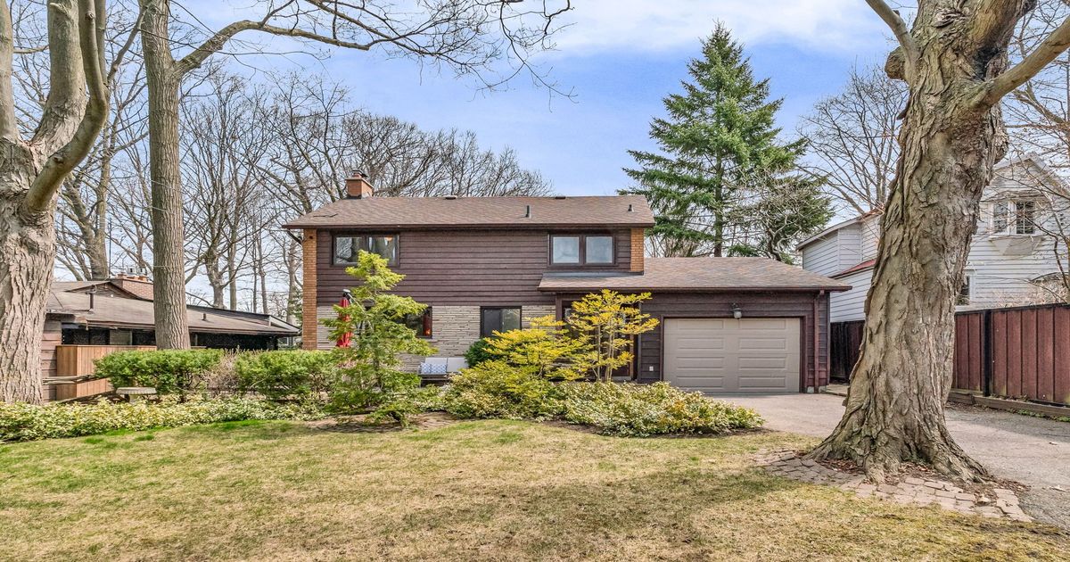 83 Allister Avenue Toronto
