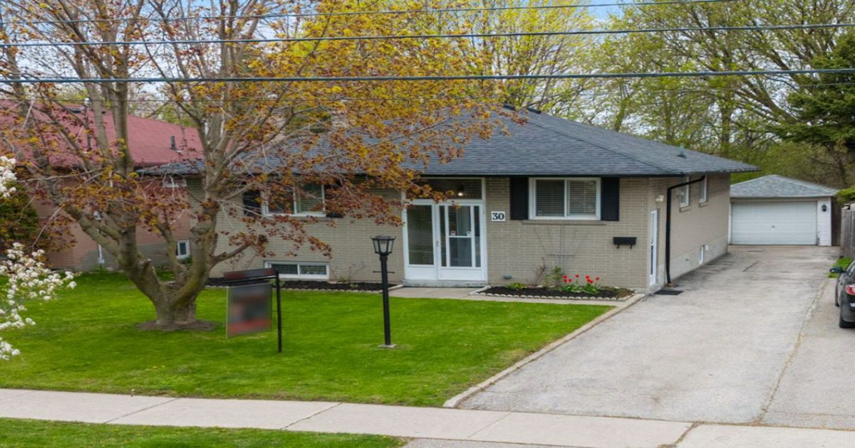 30 Oakridge Drive Toronto