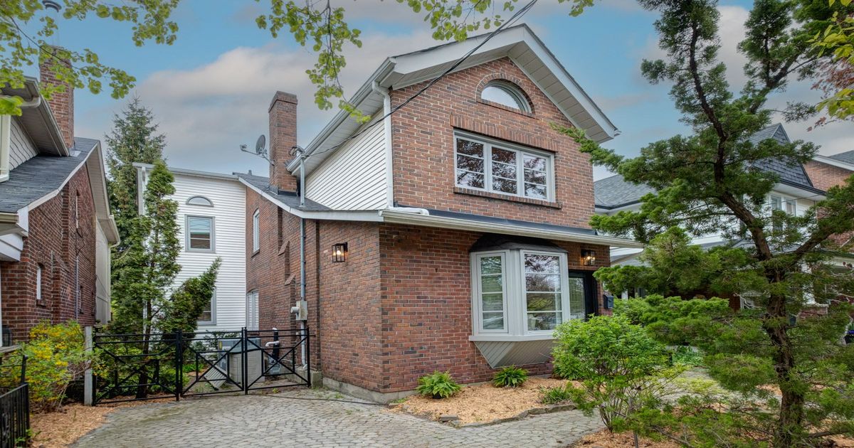 52 Malvern Avenue Toronto