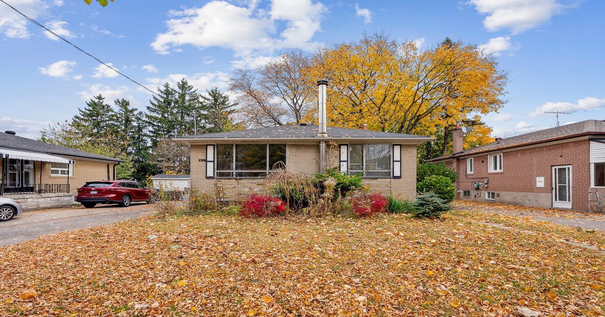 139 Pandora Circle Toronto