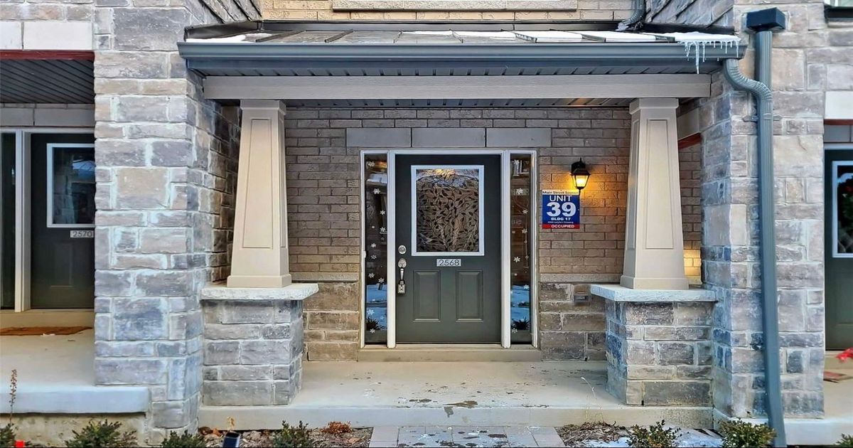 2568 Ladyfern Crossing Pickering
