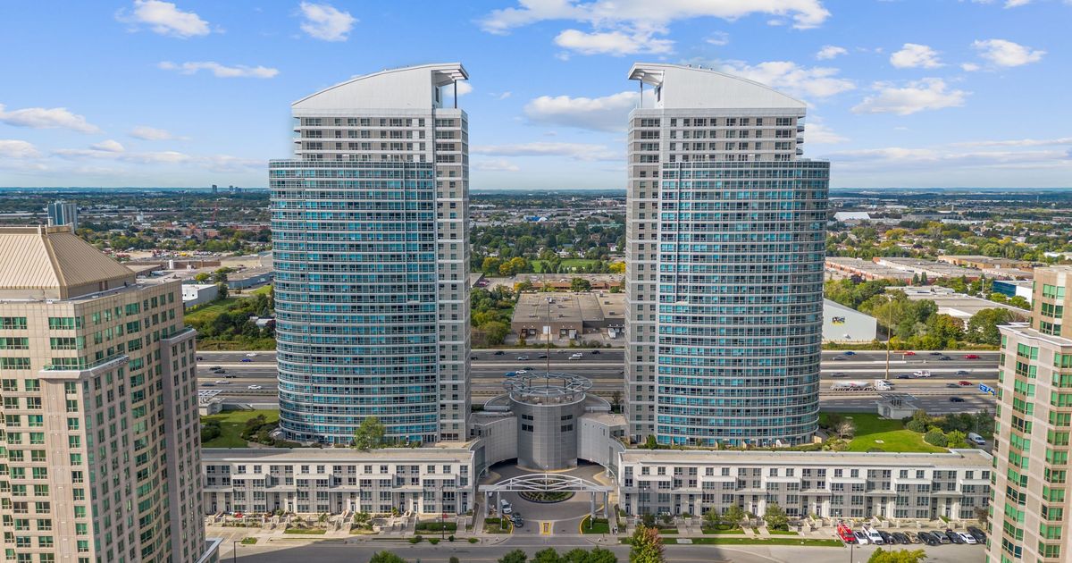 36 Lee Centre Drive Toronto