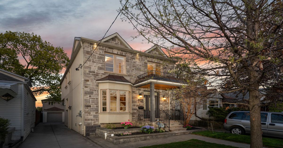 115 Cadorna Avenue Toronto