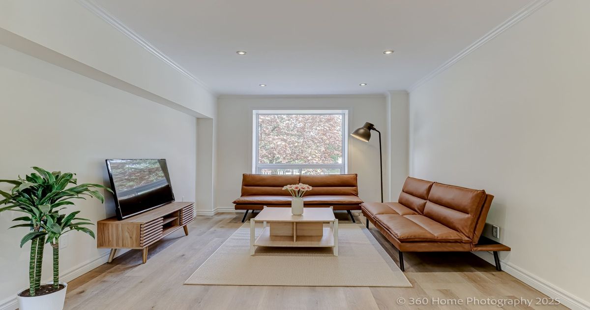 25 Collinsgrove Road Toronto