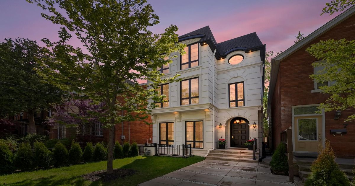 9 Blong Avenue Toronto