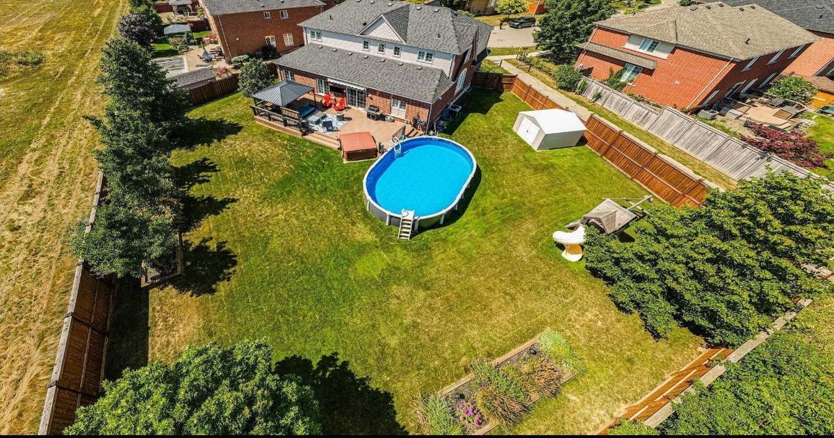 46 Peacock Crescent Ajax