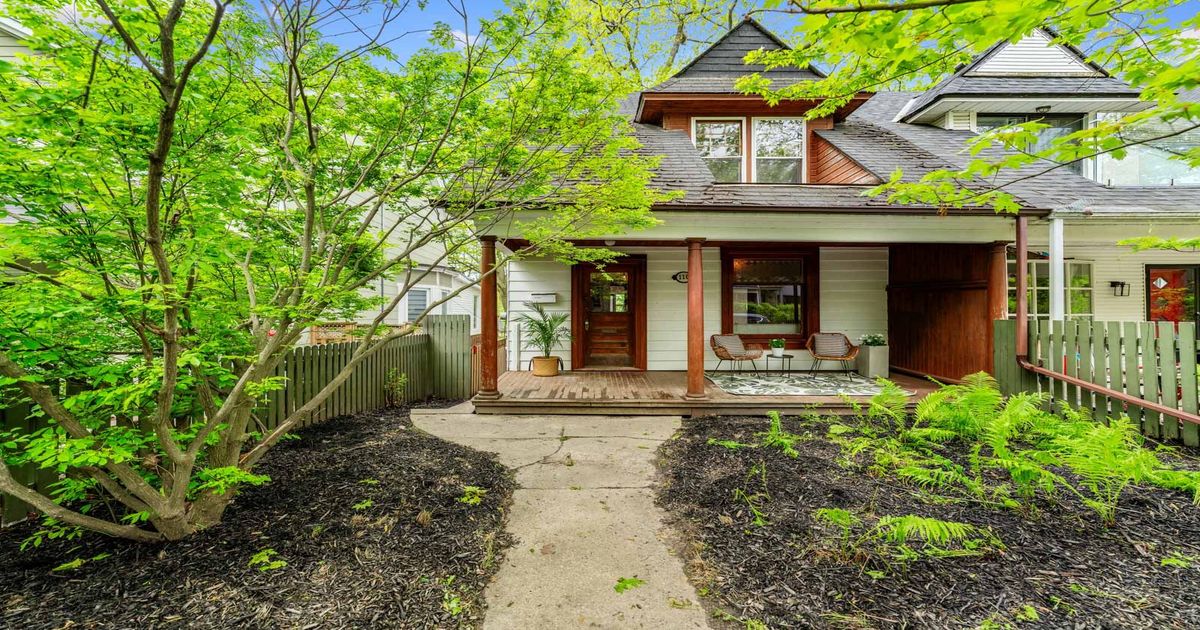 110 Spruce Hill Road Toronto