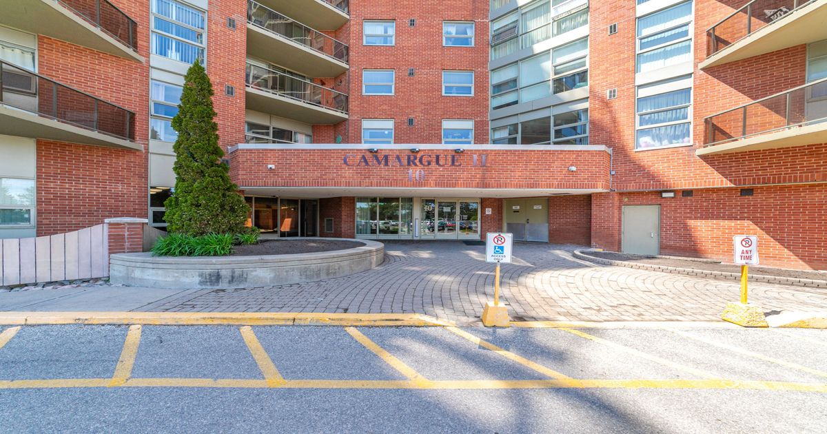 10 Dean Park Road Toronto