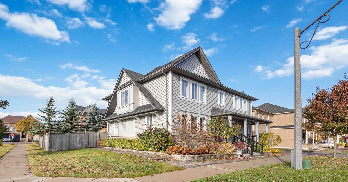 32 Seward Crescent Ajax