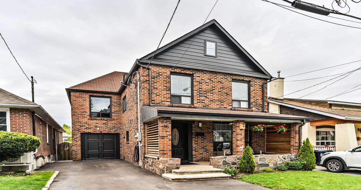 16 Eastwood Avenue Toronto