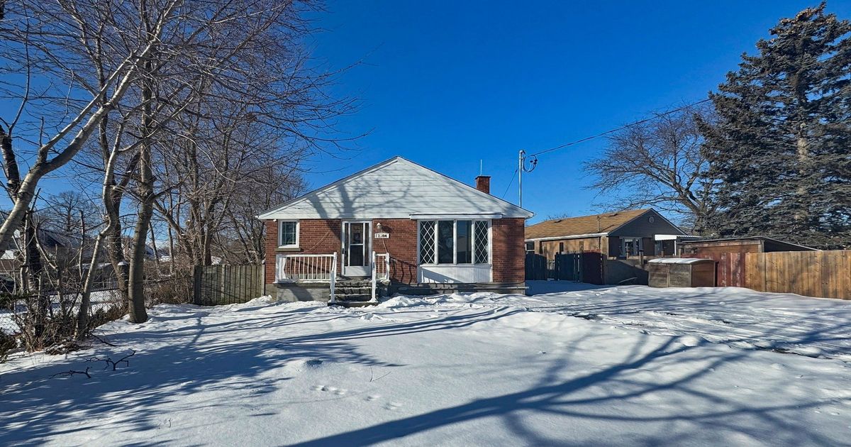 1284 Meadowvale Street Oshawa