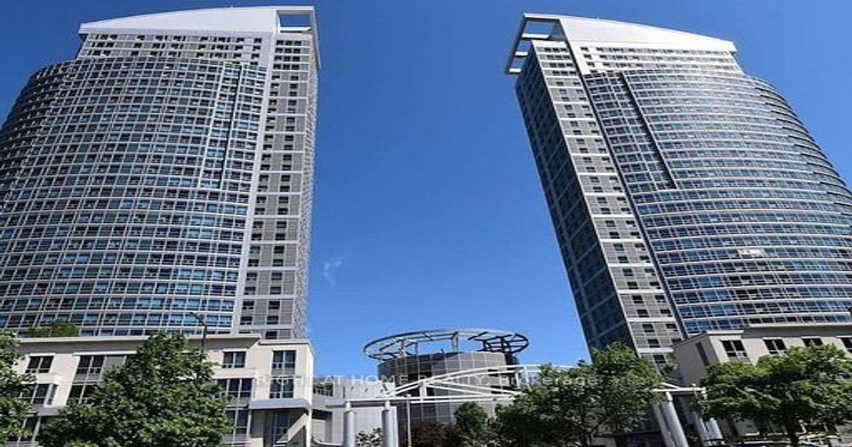 38 Lee Centre Drive Toronto
