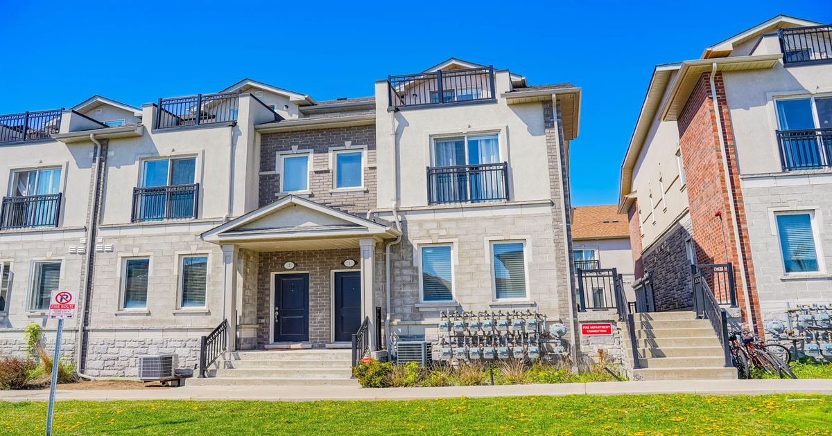 1040 Elton Way Whitby