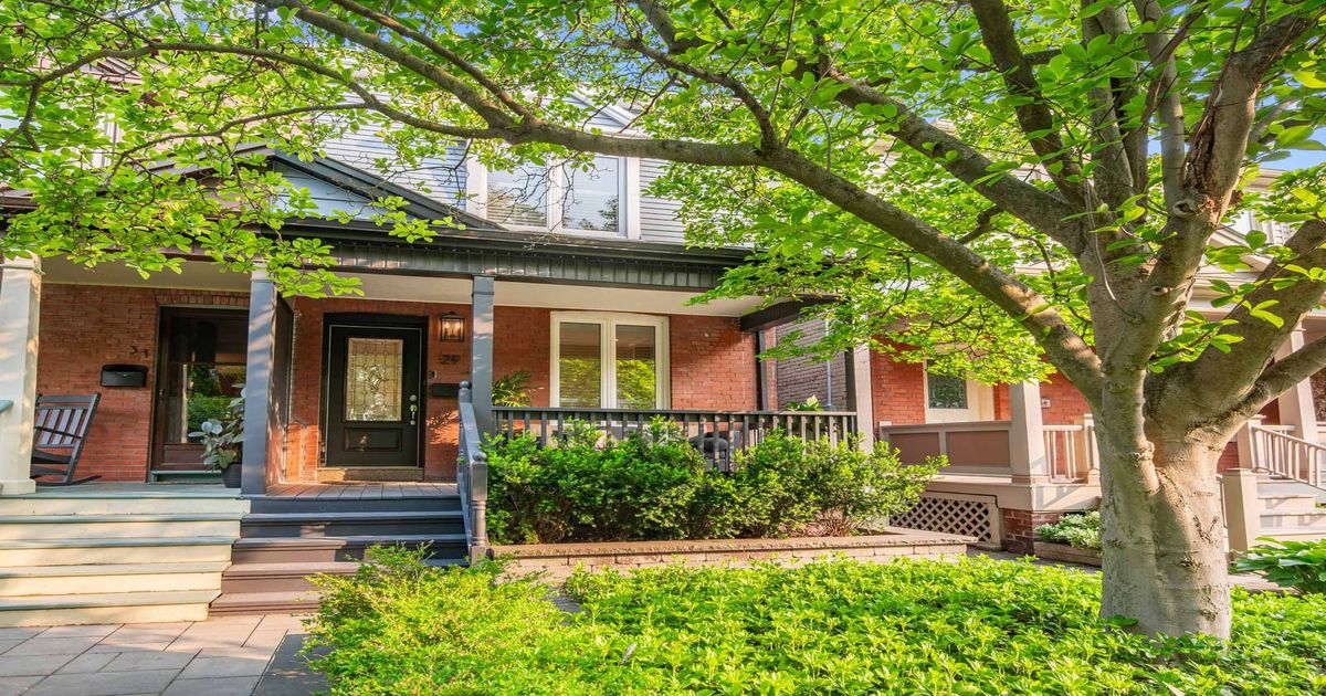 29 Dearbourne Avenue Toronto