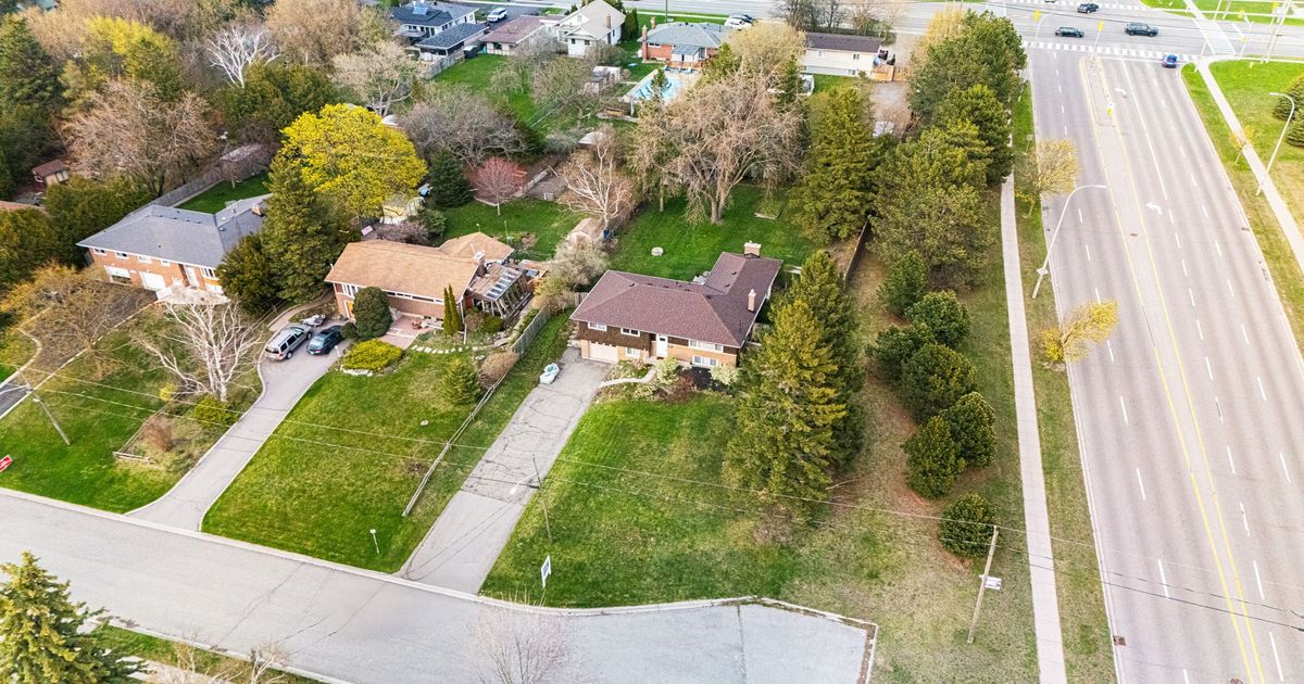 133 Elizabeth Crescent Whitby