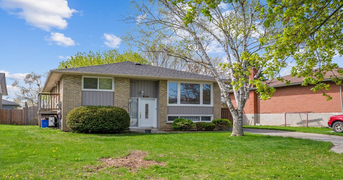 385 Lambeth Court Oshawa