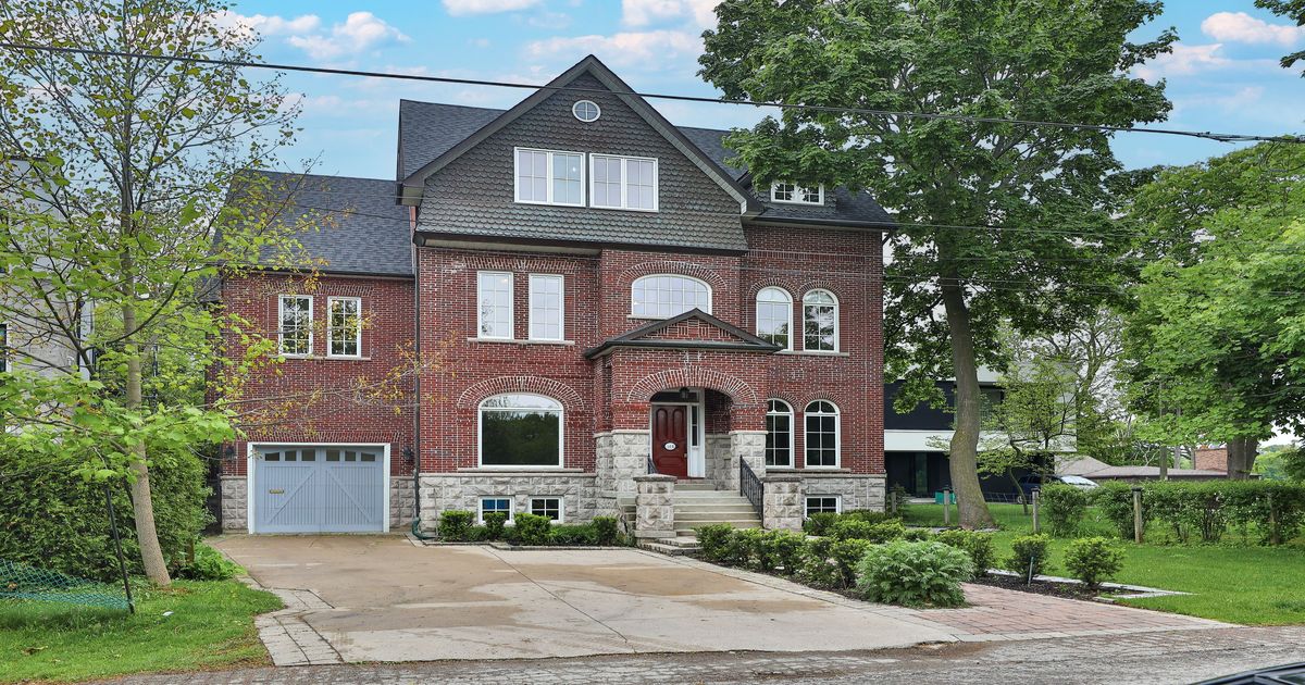 314 Dyson Road Pickering