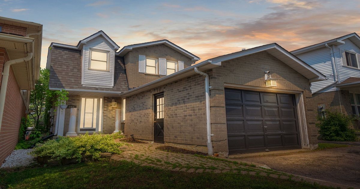 848 Attersley Drive Oshawa